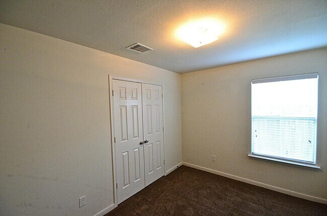 Building Photo - 4307 Sunflower Creek Ln