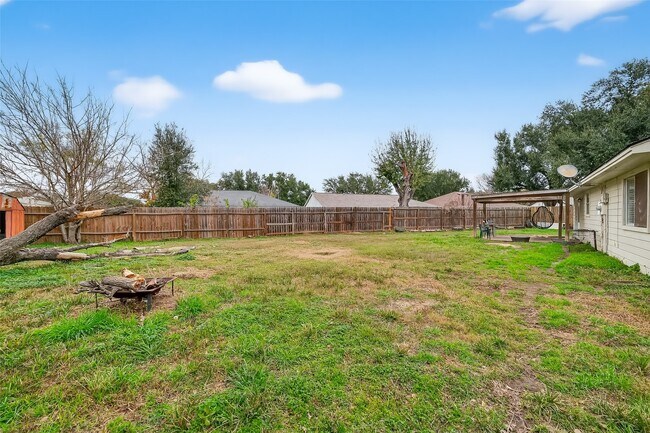 Building Photo - 17010 Bentana Ct