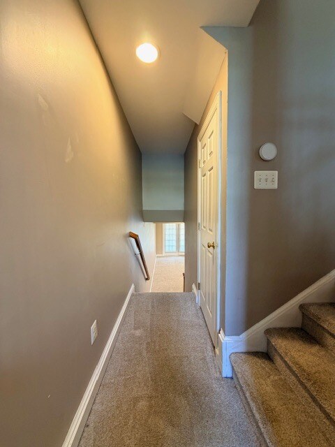 Building Photo - 203 Altair Way