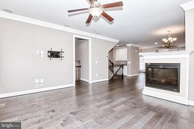 Building Photo - 4302 Edosomwan Ln