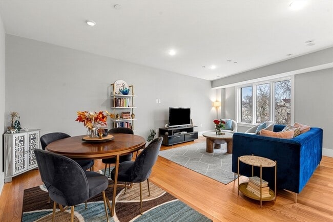 Building Photo - 150 Hancock St