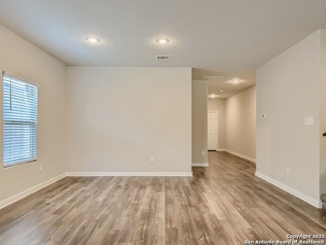 Building Photo - FALL INTO A NEW HOME WITH OUR MOVE-IN SPECIALS!