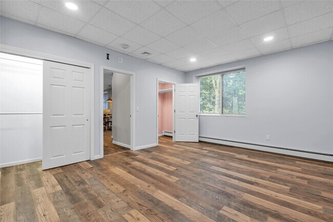 Building Photo - 22 Lauro Ridge Ct