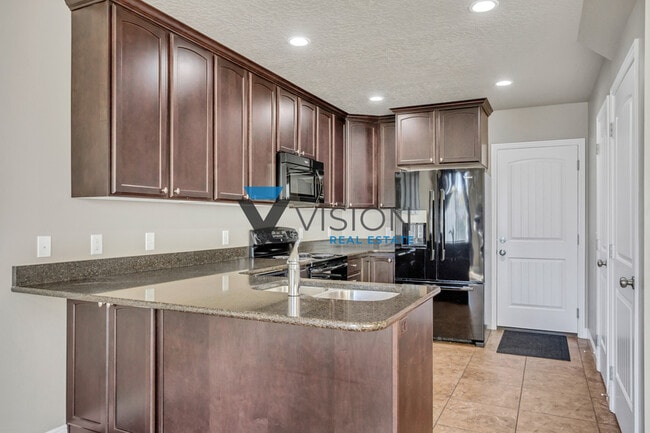 Building Photo - 3764 N Prairie Grass Dr