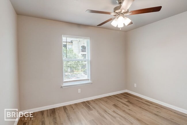 Building Photo - JUNIPER PLAN