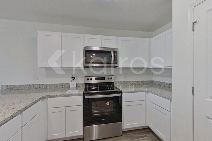 Building Photo - 150 Snedeker St