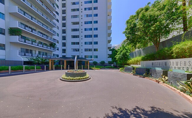 Valet Entrance - 1155 N La Cienega Blvd