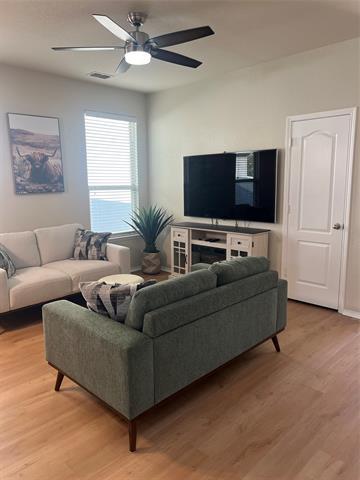 Building Photo - 1013 Bruni Ct