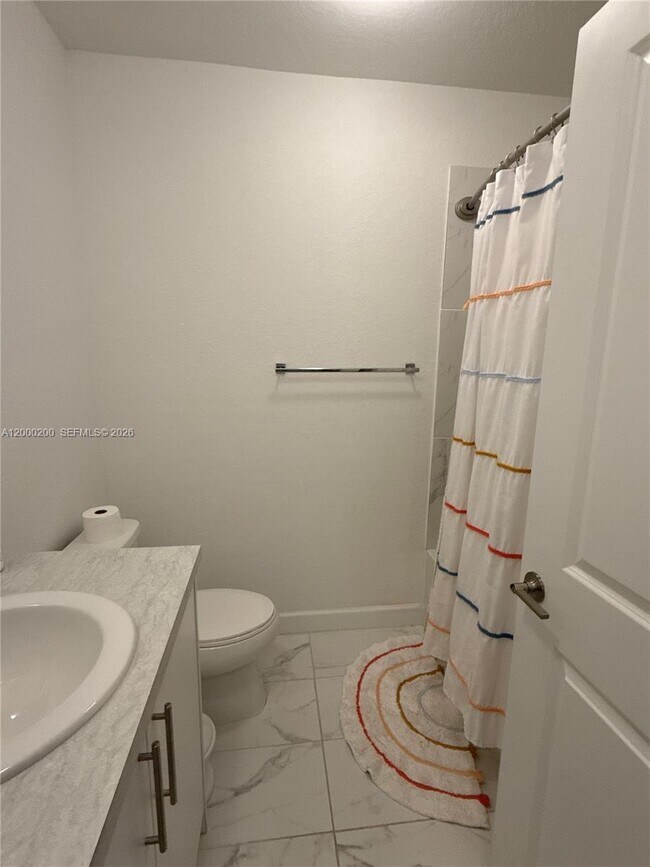 Building Photo - 412 NW 12th Pl