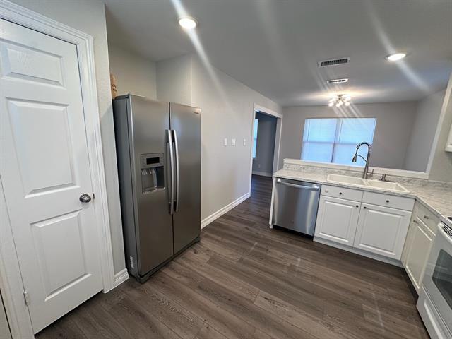 Building Photo - 3400 Napoleon Ct