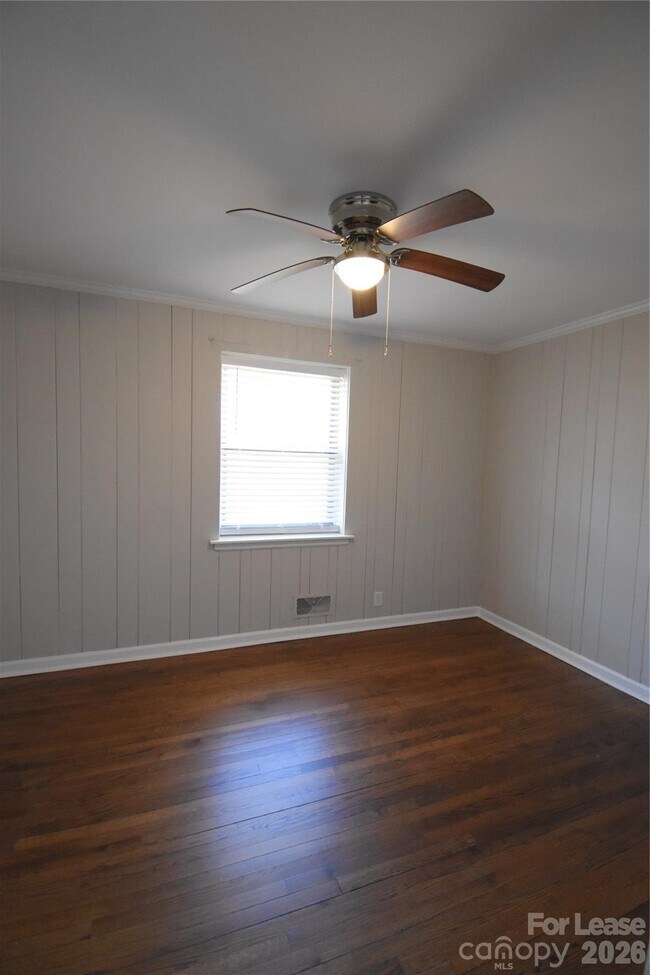 Building Photo - 4201 University Dr