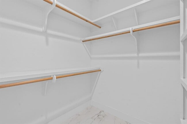 Building Photo - 402 W 55th St