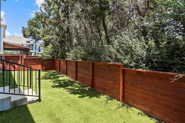 Building Photo - 5109 Lemon Tree Path