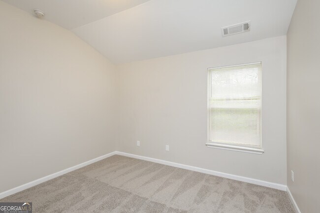 Building Photo - 842 Whitfield Oak Way NE