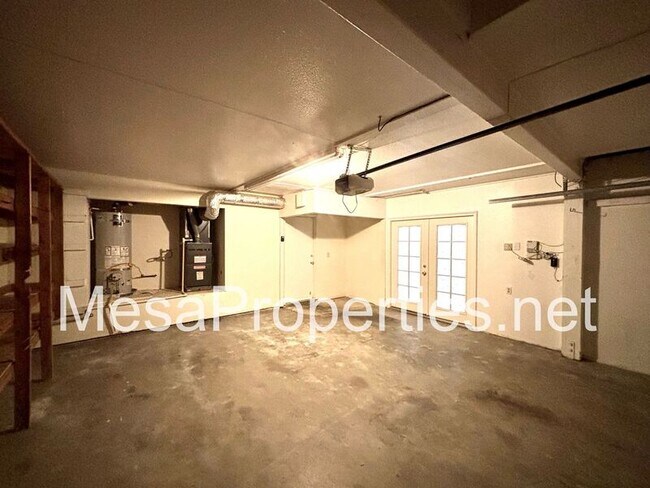 Building Photo - 15261 San Jose Dr