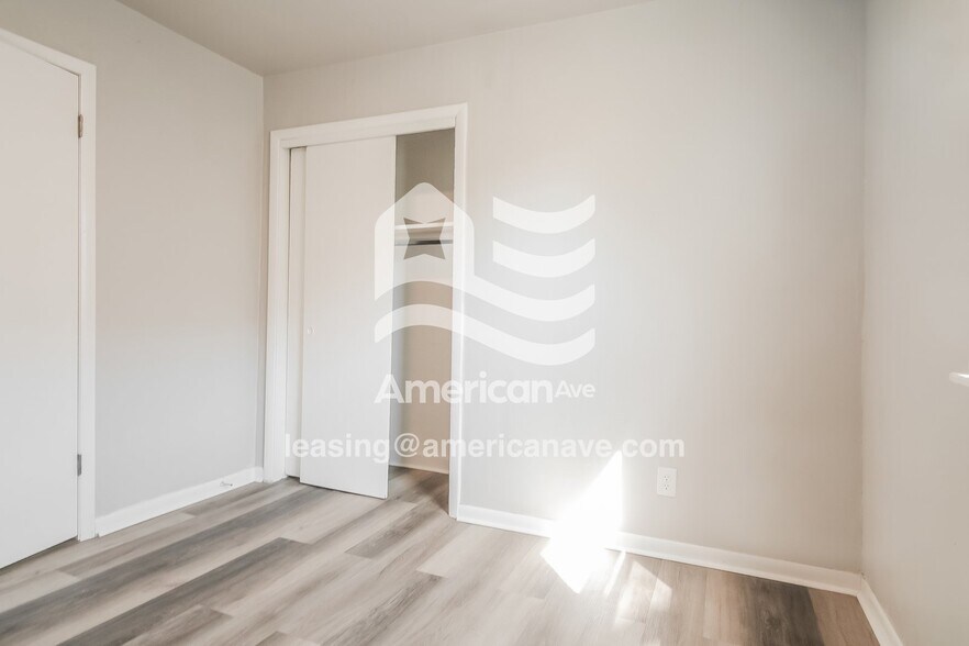 Building Photo - 1627 N Atlanta Ct