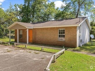 Building Photo - 564 Gore Ave