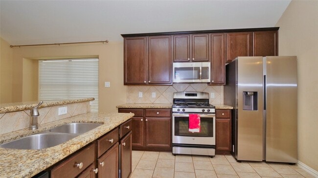 Building Photo - 21914 Winsome Rose Ct