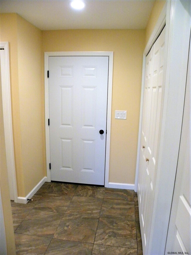 Building Photo - 23 Guideboard Rd