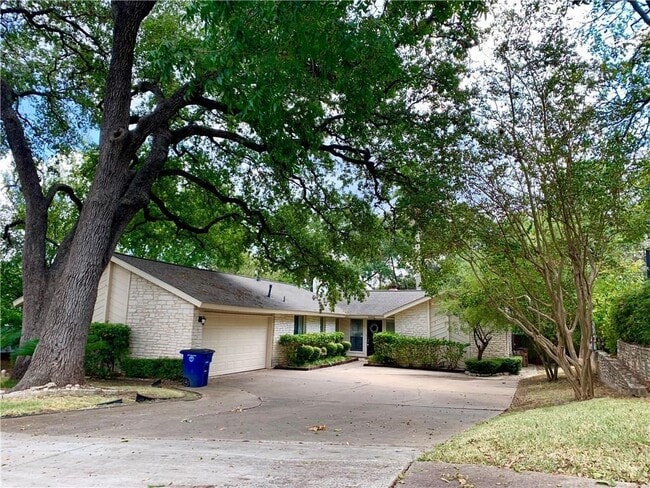 Primary Photo - 3509 Pinnacle Rd