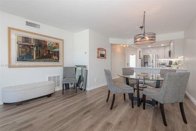 Building Photo - 2731 NE 14th Street Causeway