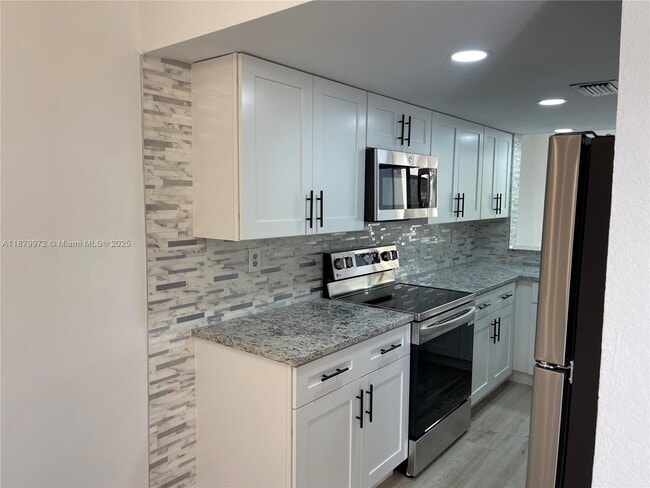 Primary Photo - 2961 SW 87th Ave
