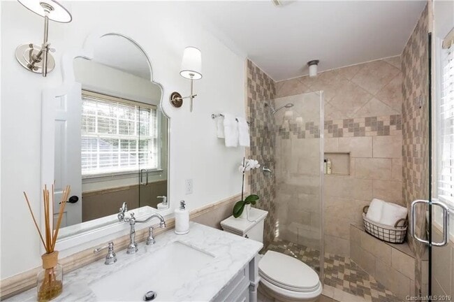 Building Photo - 2127 Edenton Rd