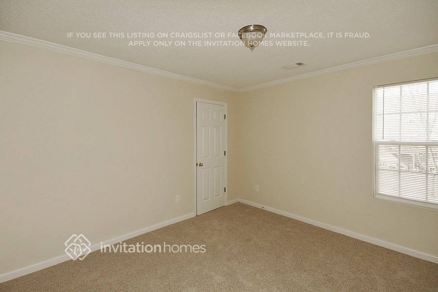 Building Photo - 211 Ashland Creek Ct