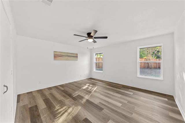 Building Photo - 2405 Roundrock Trail