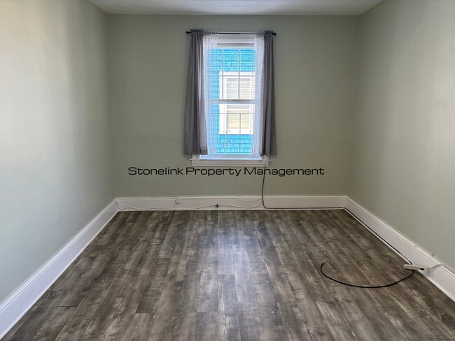 Building Photo - 154-156 Harrison Street