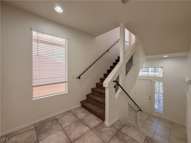 Building Photo - 6817 Cavatina Ave