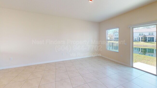 Building Photo - 28 Oarsman Xing Dr
