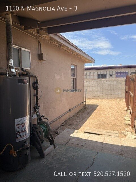 Building Photo - 1150 N Magnolia Ave