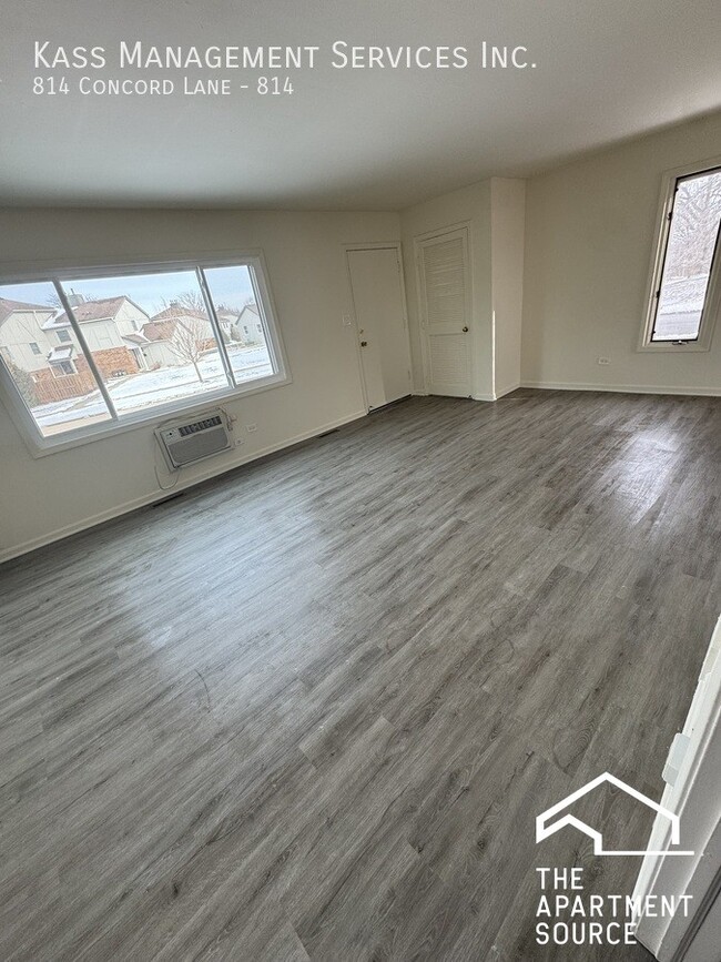 Building Photo - 814 Concord Ln