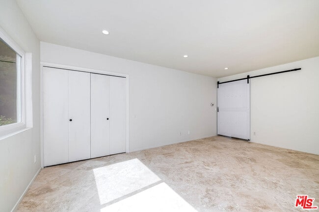 Building Photo - 3643 Ballina Canyon Rd