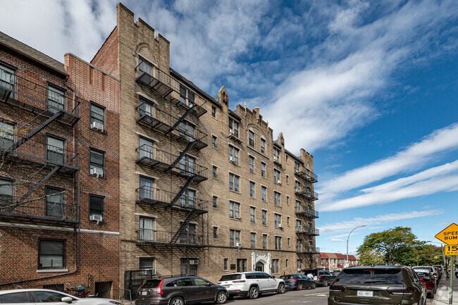 Building Photo - 3230 93rd St