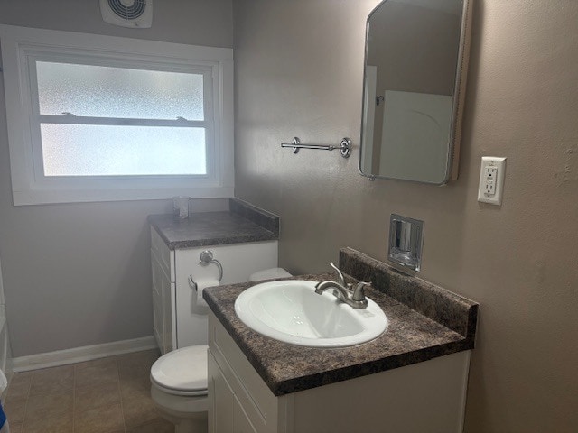 Building Photo - 720 E 15th St