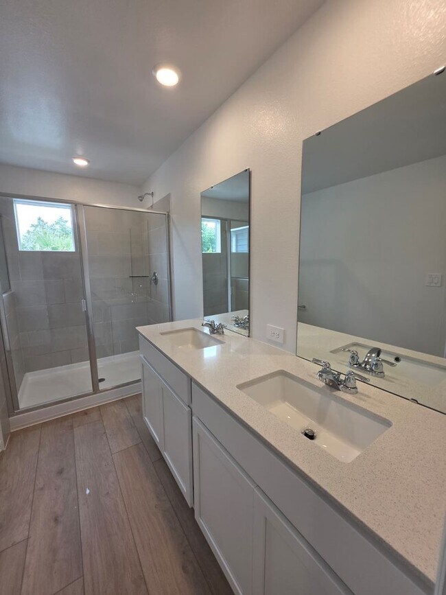 Building Photo - Brand-New 3-Bedroom Townhome in Crossprairie – Modern Living in St. Cloud