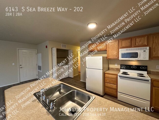 Building Photo - Beautiful South Boise apartments close to ...