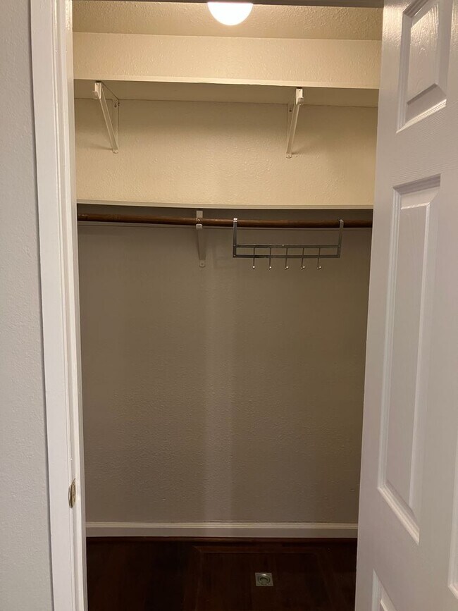 Building Photo - 3605 Swain Dr