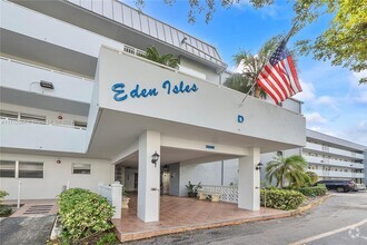 Building Photo - 3600 NE 170th St