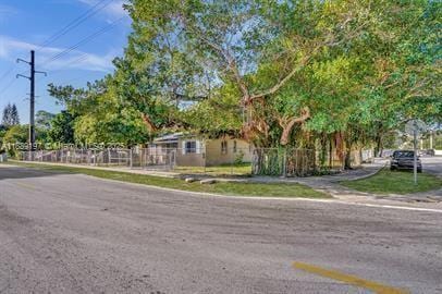 Building Photo - 10428 NW 5th Ave