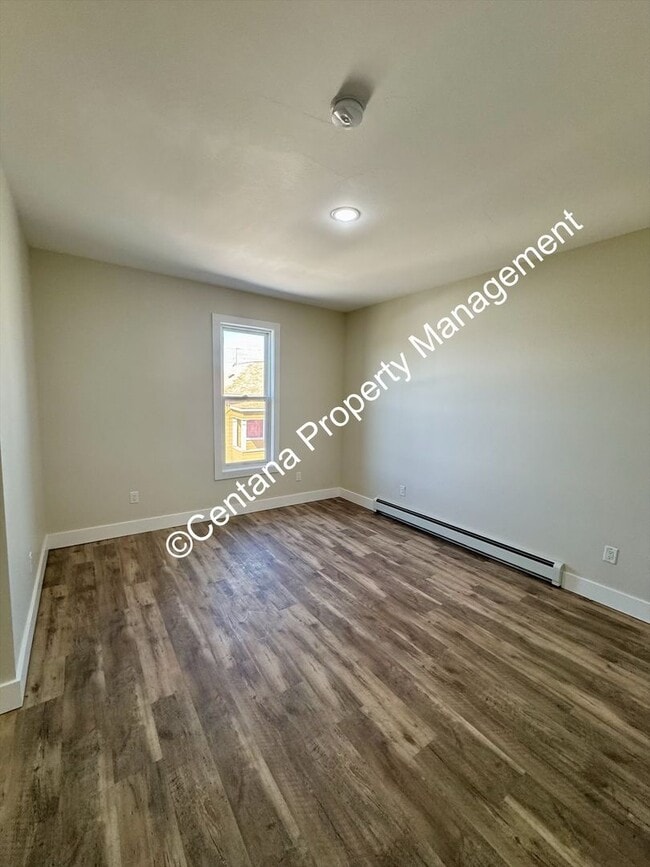 Building Photo - 614 N Alaska St