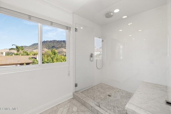Building Photo - 5442 Alfonso Dr