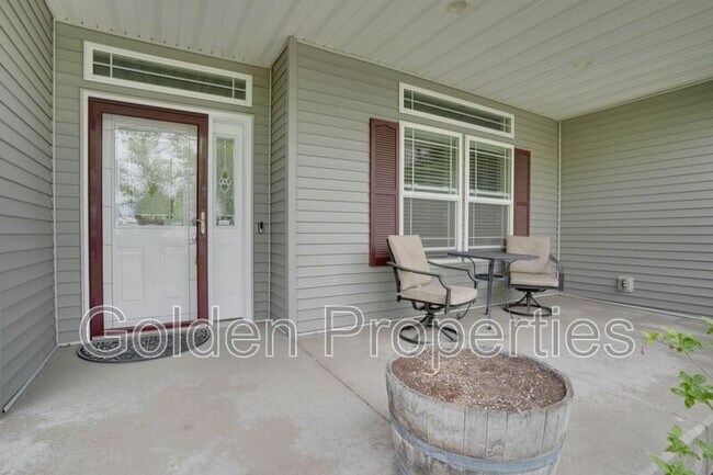 Building Photo - 3045 W Thorndale Loop