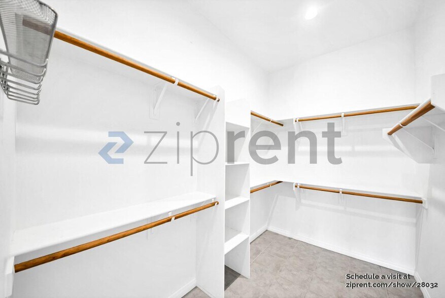 Building Photo - 69 Cabernet