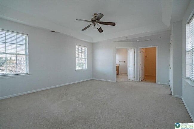 Building Photo - 6885 Pioneer Dr