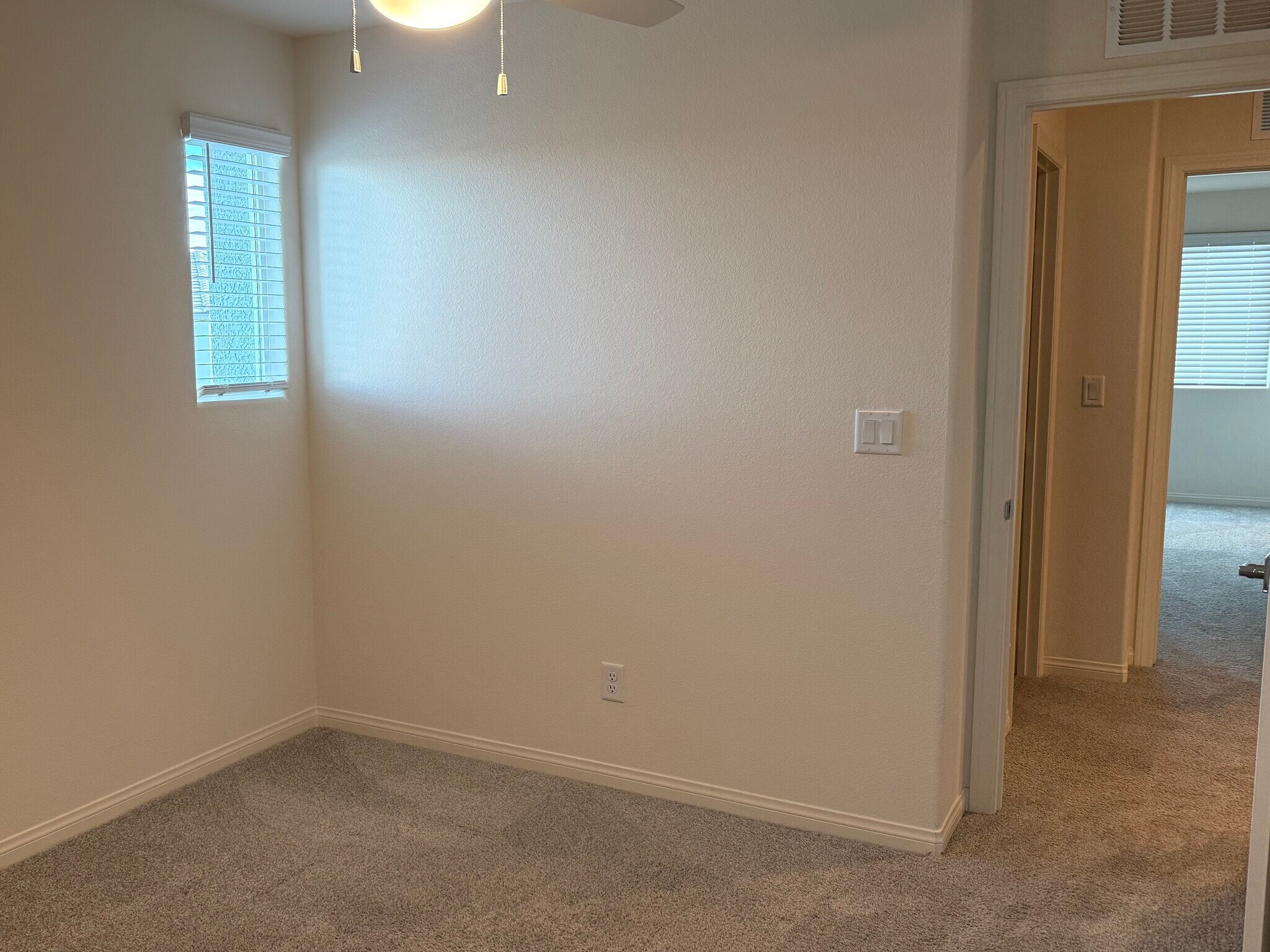 Building Photo - 6831 Truffle Gray St