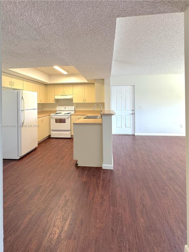 Building Photo - 3610 N 56th Ave