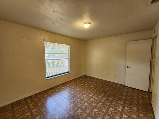 Building Photo - 4021 SW 37th St